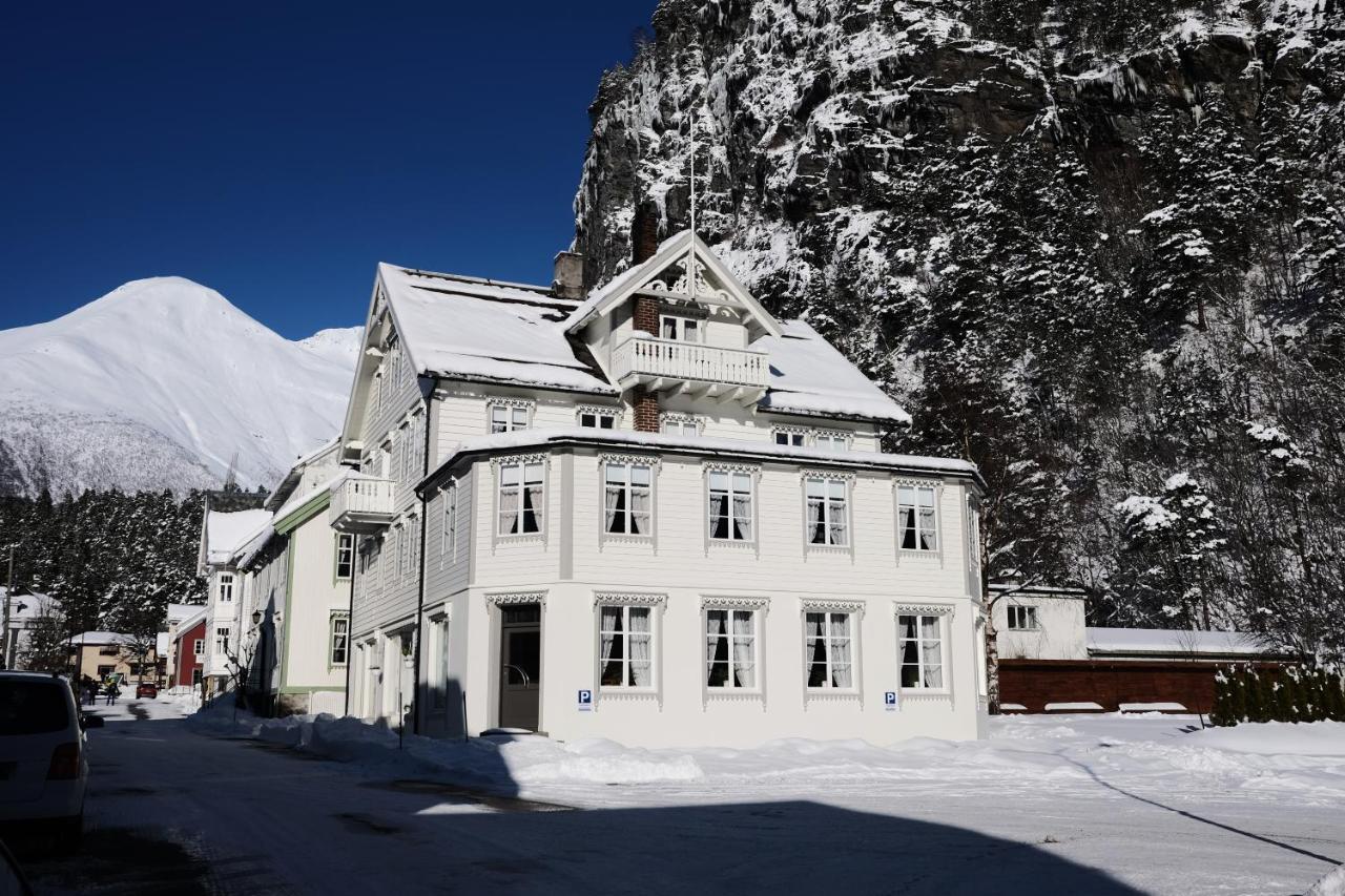 Sylte Hotell, Valldal Eksteriør billede